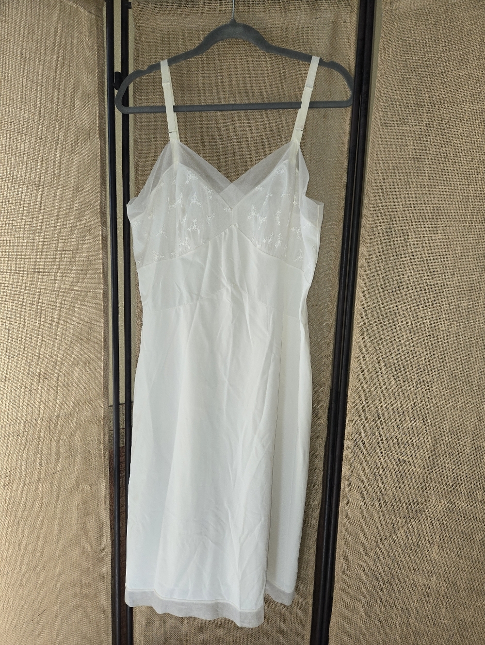 EUC Vintage 1960s Artemis Lined Slip Nightgown Dress White - Picture 1 of 8